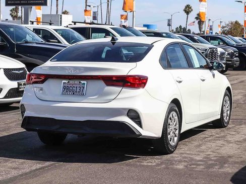 Used 2022 Kia Forte Sedan FWD image 4