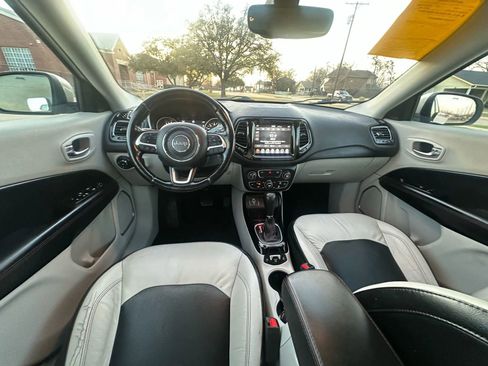 Used 2020 Jeep Compass Limited image 19