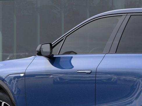 New 2026 Cadillac Lyriq Sport image 13