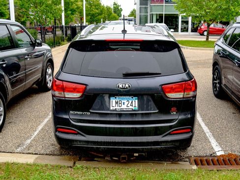 Used 2017 Kia Sorento AWD image 6
