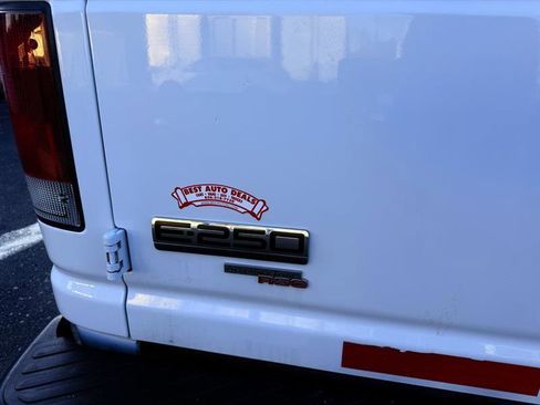 Used 2011 Ford E-250 and Econoline 250 E-250 w/ PWR Group image 26