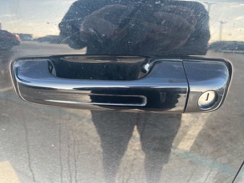 Used 2019 RAM 1500 Big Horn image 17