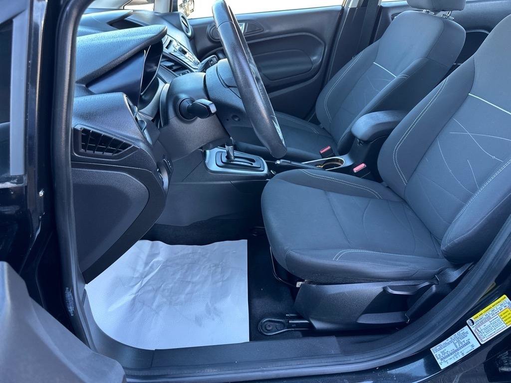 Used 2014 Ford Fiesta SE FWD image 12