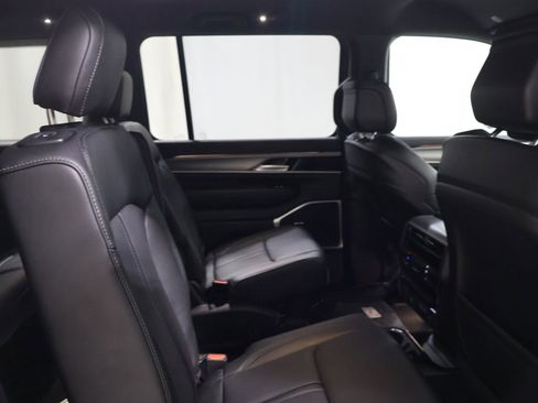 New 2026 Jeep Grand Wagoneer L Limited AWD/4WD image 14