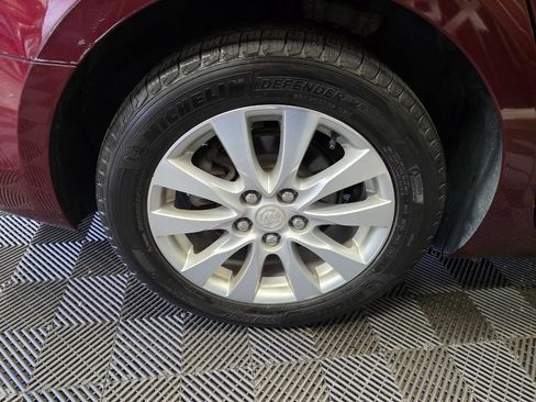 Used 2015 Buick LaCrosse image 32