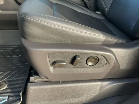 Used 2024 Chevrolet Silverado 1500 LT Trail Boss w/ Convenience Package II image 6