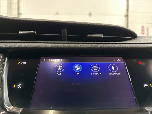 Used 2020 Cadillac XT6 Premium Luxury AWD/4WD image 27