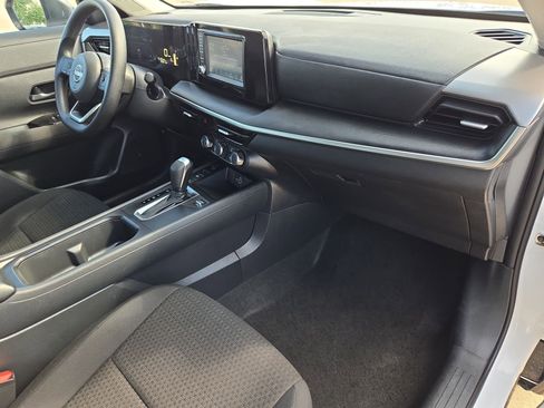 Used 2025 Nissan Kicks S FWD image 32