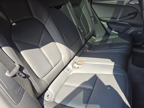 New 2025 Porsche Macan GTS image 22