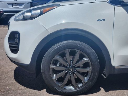 Used 2019 Kia Sportage EX w/ EX Sport Appearance Package AWD/4WD image 9
