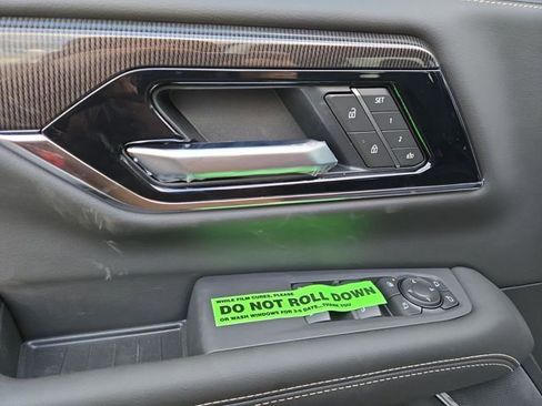 New 2026 GMC Yukon XL Elevation image 13