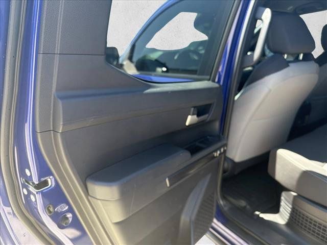 Used 2025 Toyota Tacoma TRD Sport AWD/4WD image 20