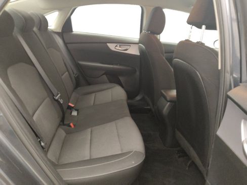 Used 2024 Kia Forte LXS FWD image 19