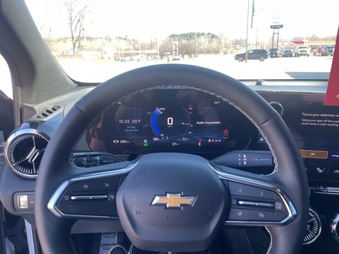 New 2025 Chevrolet Blazer EV LT AWD/4WD image 23