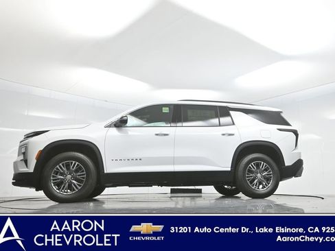 New 2026 Chevrolet Traverse LT image 6