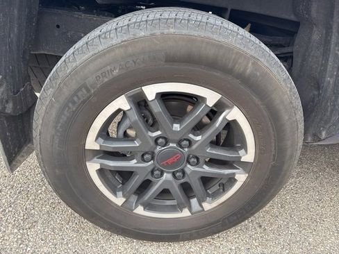 Used 2024 Toyota Tacoma TRD Sport w/ TRD Sport Premium Package image 4