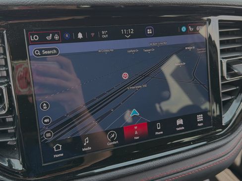 Used 2025 Dodge Durango GT RWD image 18