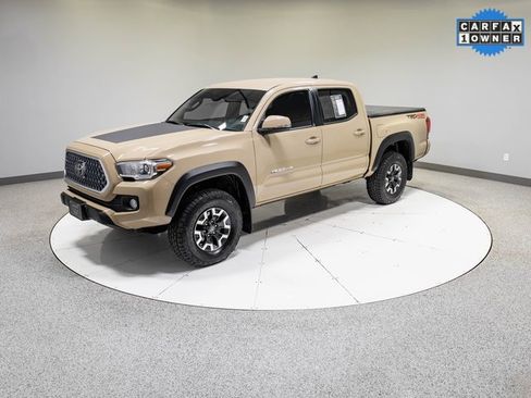 Used 2019 Toyota Tacoma TRD Off-Road image 32