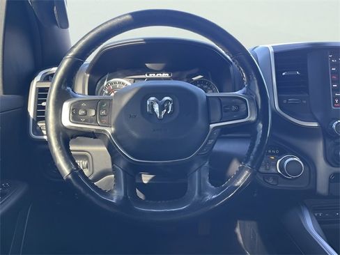 Used 2019 RAM 1500 Big Horn image 16