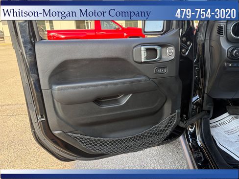 Used 2022 Jeep Wrangler Unlimited Rubicon 4xe w/ Cold Weather Group AWD/4WD image 11