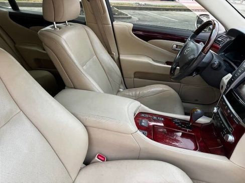 Used 2012 Lexus LS 460 image 30