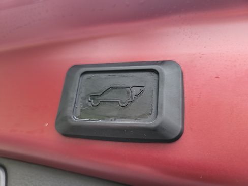 Certified 2025 Toyota RAV4 XLE w/ Convenience Package AWD/4WD image 10