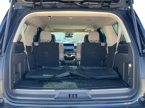 Used 2023 Lincoln Navigator L Reserve image 36