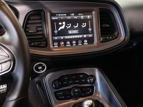 Used 2023 Dodge Challenger R/T w/ Plus Package image 5