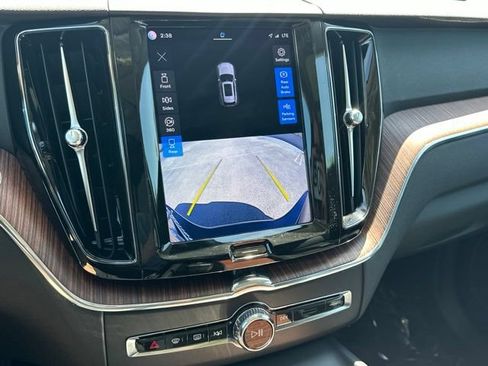 Certified 2023 Volvo XC60 T8 Plus w/ Climate Package AWD/4WD image 24
