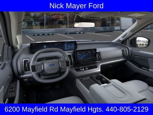 New 2026 Ford Expedition Max Active image 9