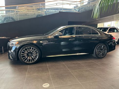 New 2026 Mercedes-Benz E 53 AMG e 4MATIC Sedan image 6