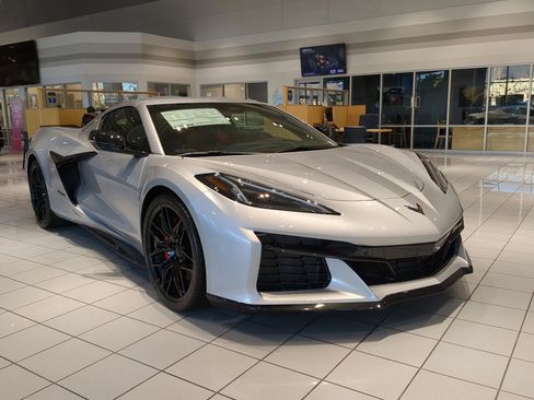 New 2026 Chevrolet Corvette Z06 w/ Stealth Interior Trim Package image 7