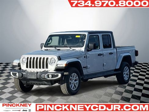 Used 2023 Jeep Gladiator Sport image 1