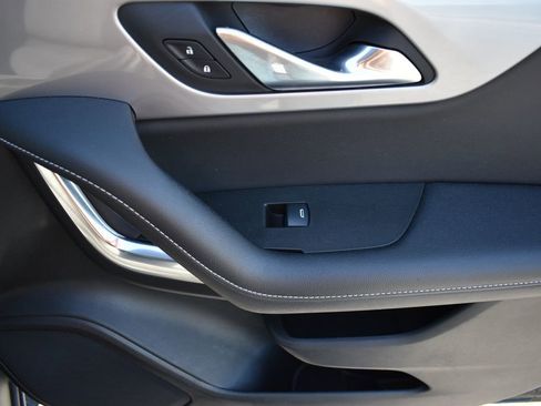 Certified 2024 Chevrolet Blazer LT w/ Convenience Package image 15