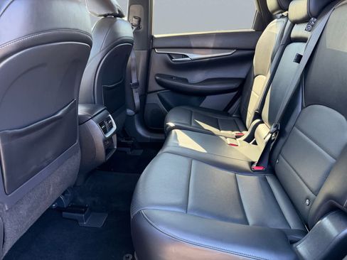 Used 2022 INFINITI QX50 Luxe image 38