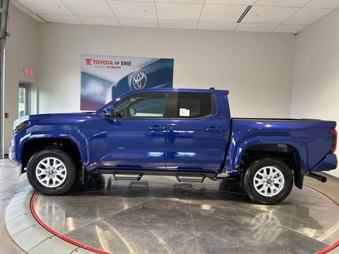 New 2025 Toyota Tacoma SR5 image 3