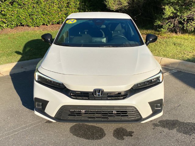 Used 2024 Honda Civic Sport image 2