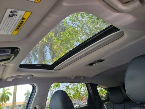 Certified 2023 Hyundai Tucson SEL w/ Convenience Package FWD image 17