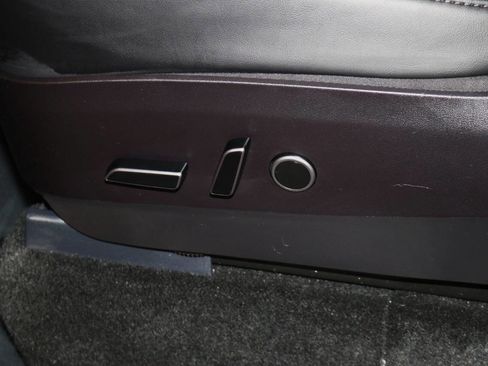 Used 2023 Tesla Model Y Performance image 55