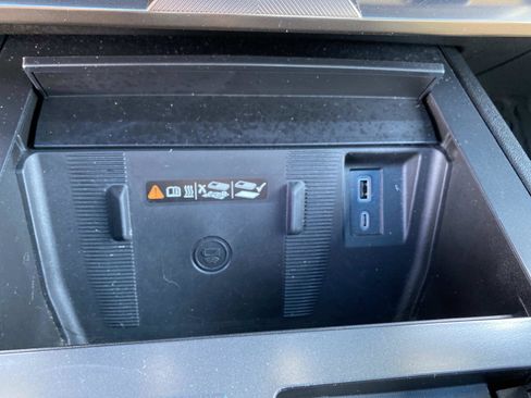 Used 2025 GMC Hummer EV 3X AWD/4WD image 16