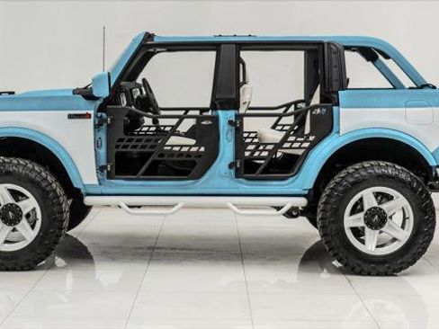 Used 2025 Ford Bronco 4-Door image 5