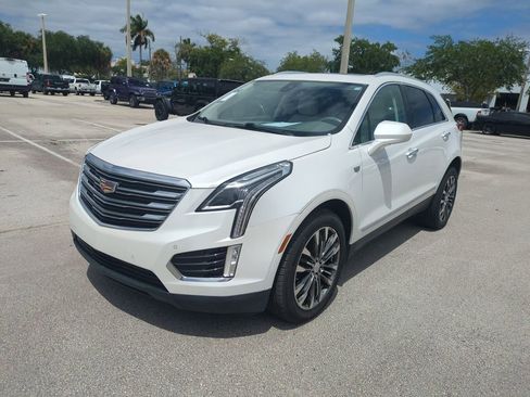 Used 2019 Cadillac XT5 Premium Luxury FWD image 10