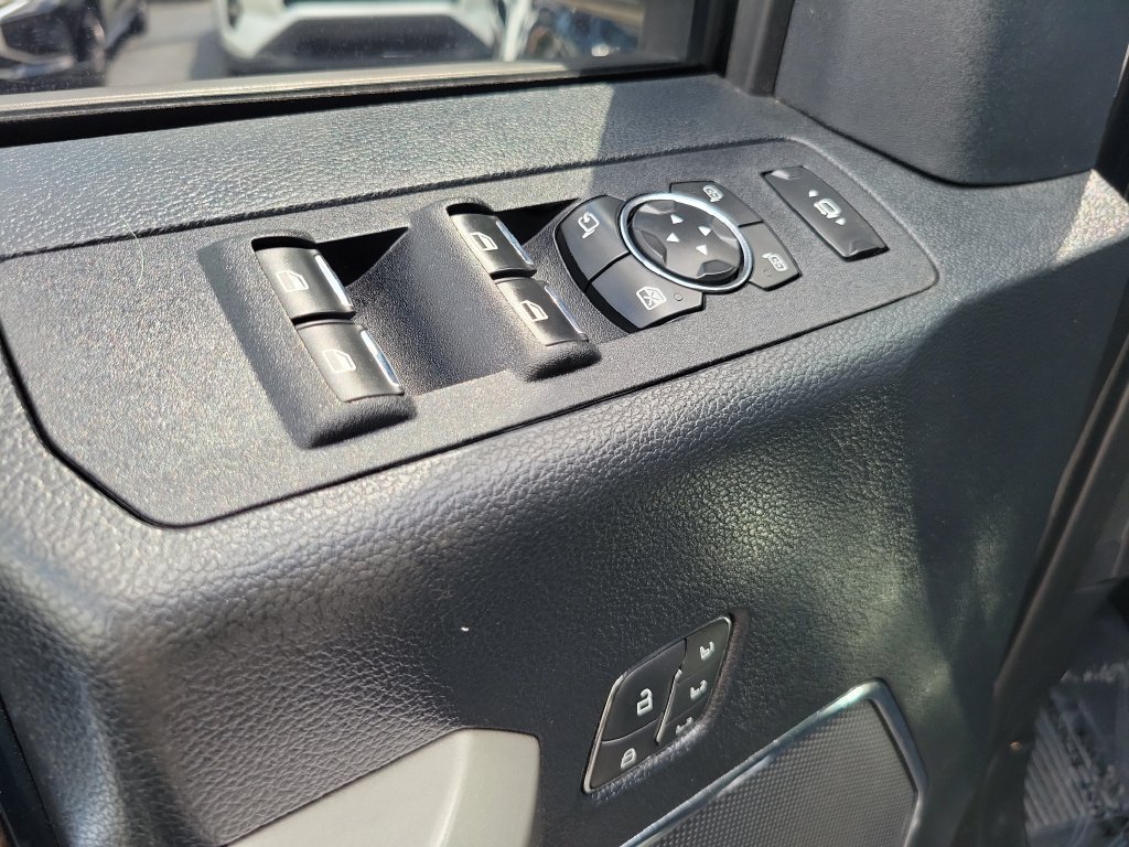 Used 2020 Ford F250 Lariat w/ Lariat Value Package AWD/4WD image 23