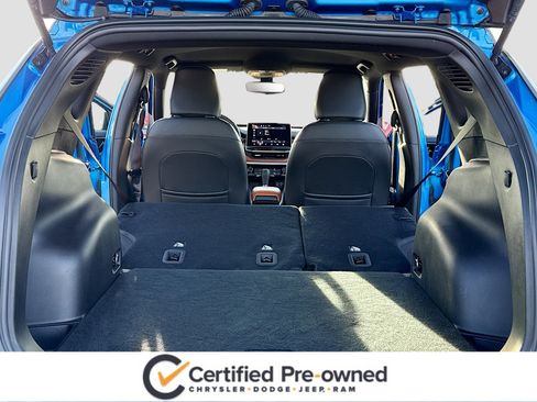 Used 2025 Jeep Compass Limited image 7