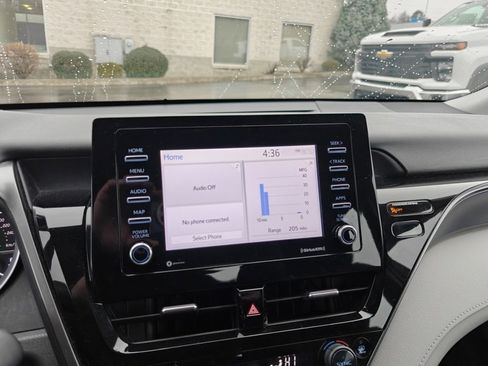 Used 2023 Toyota Camry LE image 13