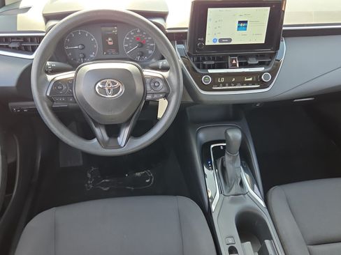 Used 2024 Toyota Corolla LE FWD image 11