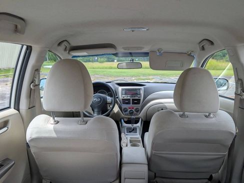 Used 2010 Subaru Impreza 2.5i AWD/4WD image 32