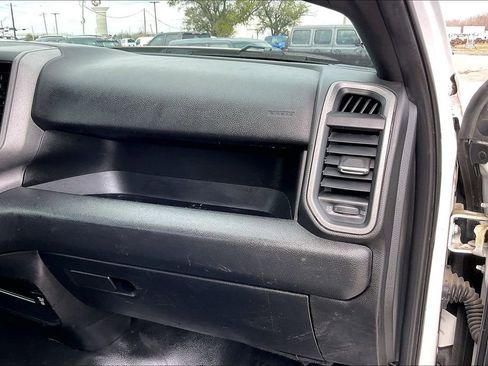 Used 2021 RAM 5500 Tradesman RWD image 19