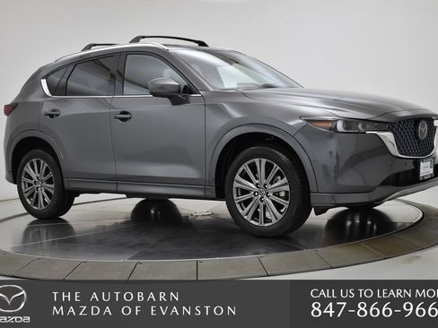 New 2025 MAZDA CX-5 Signature image 9