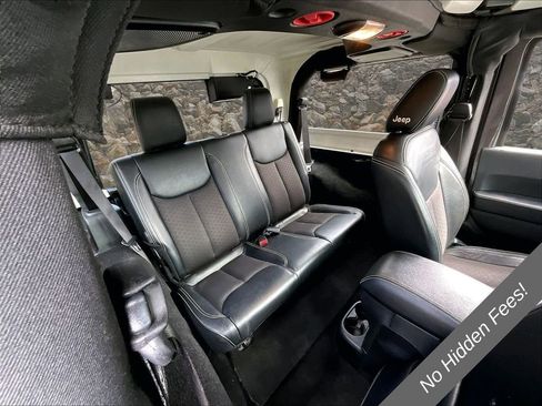 Used 2018 Jeep Wrangler Sport AWD/4WD image 24